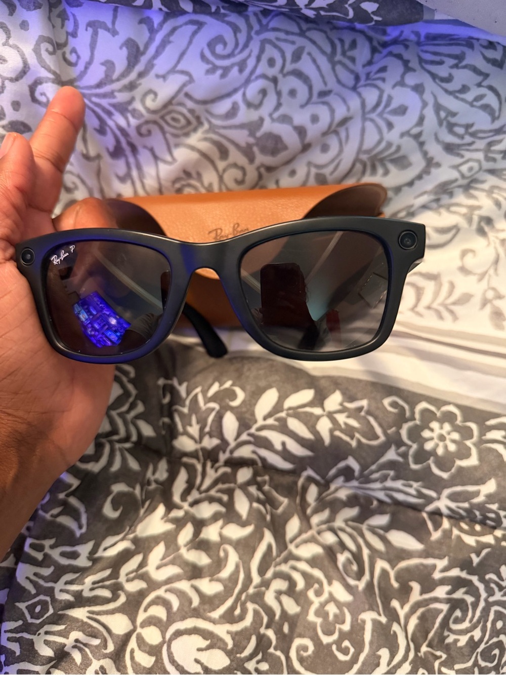 Ray-Ban Matte Black Sunglasses with Dark Lenses